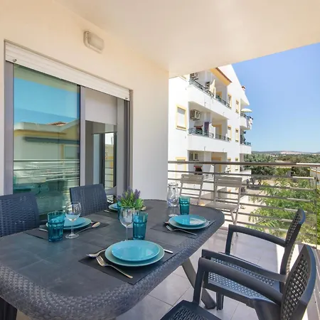 T2 Casa Reis * Albufeira
